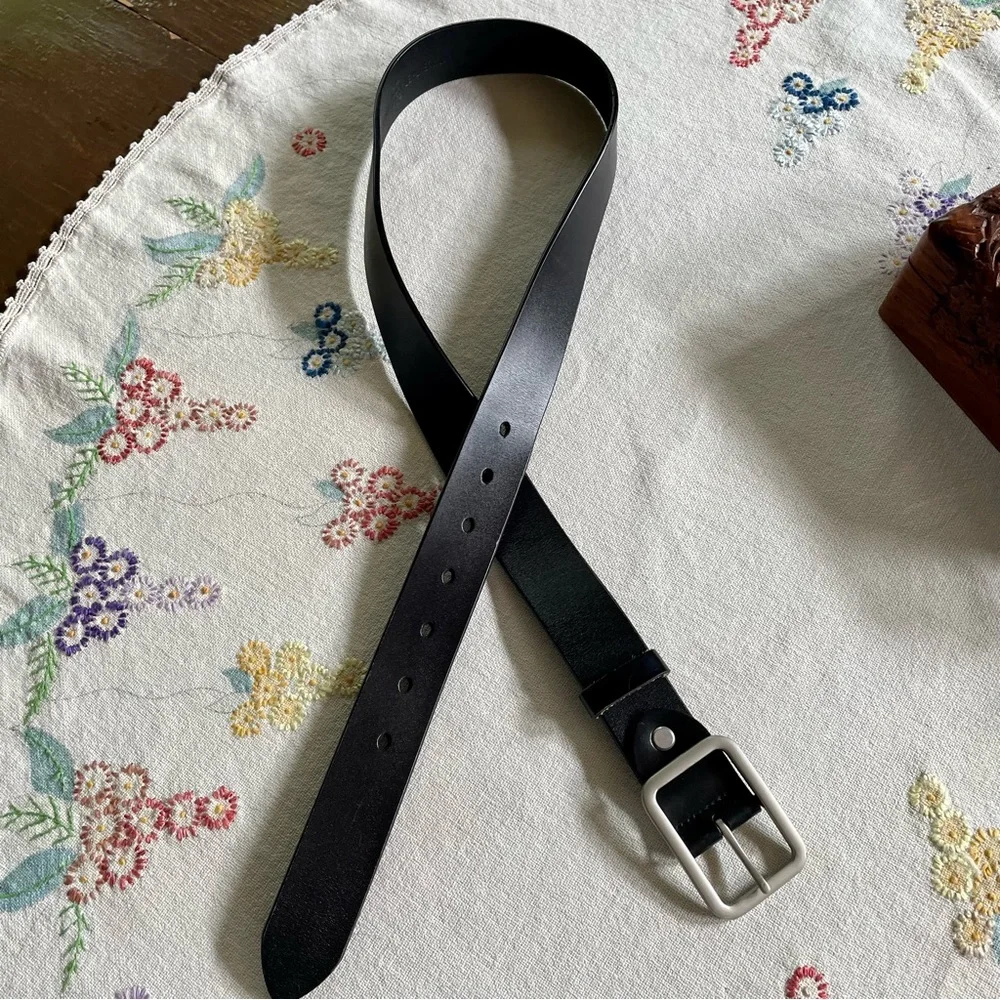 Black Leather Belt with Rectangular Silver Buckle. 40